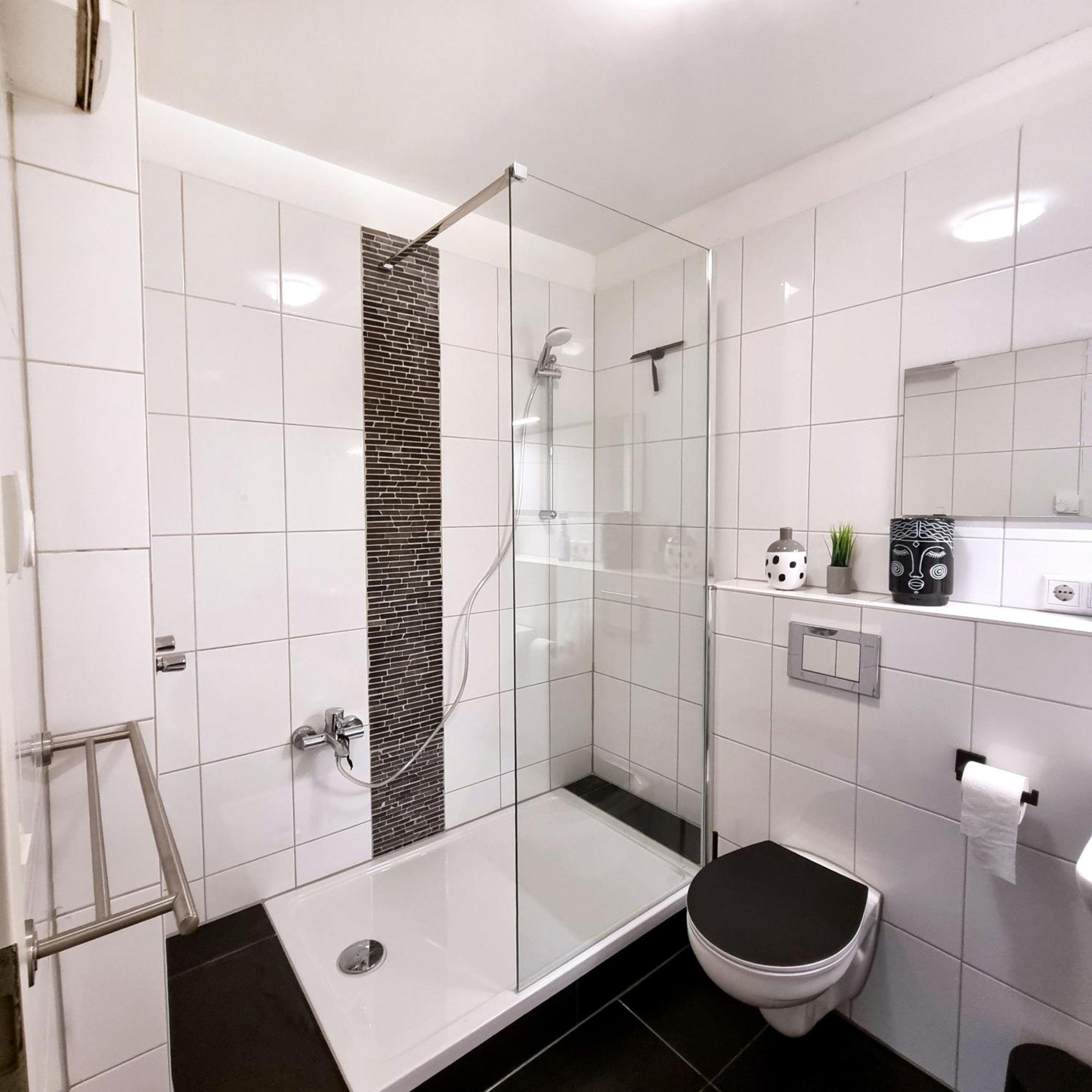 Apartment Koeln Rath Bagian luar foto