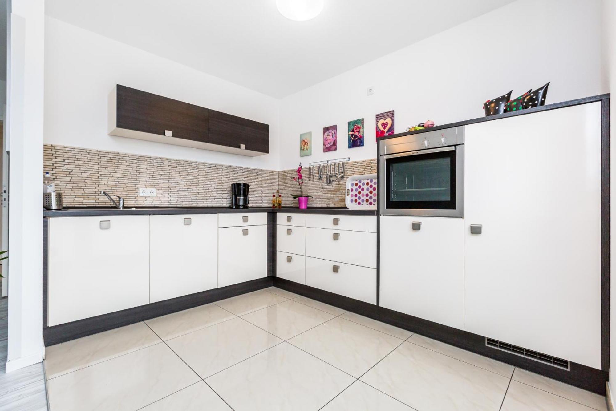 Apartment Koeln Rath Bagian luar foto