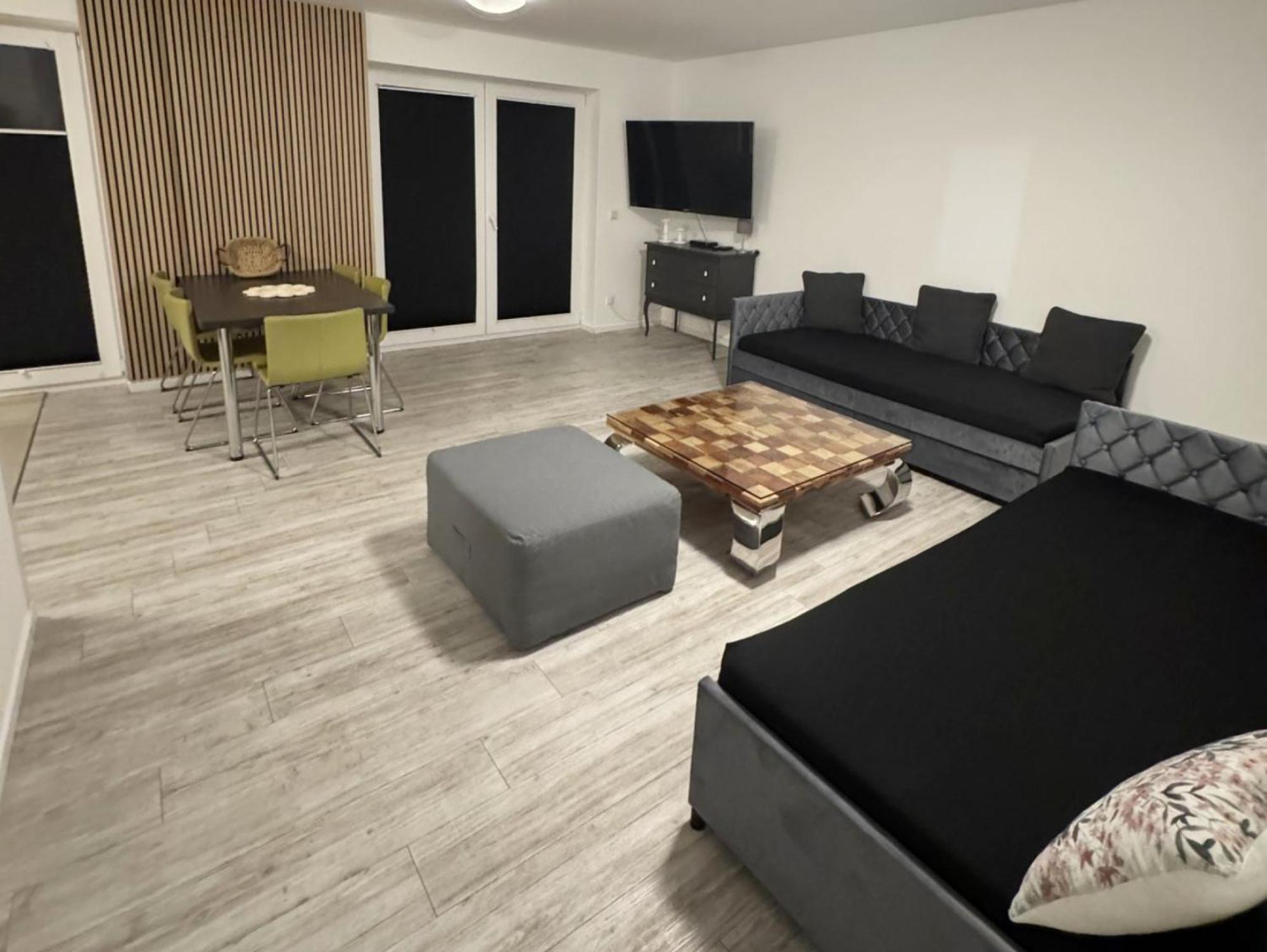 Apartment Koeln Rath Bagian luar foto